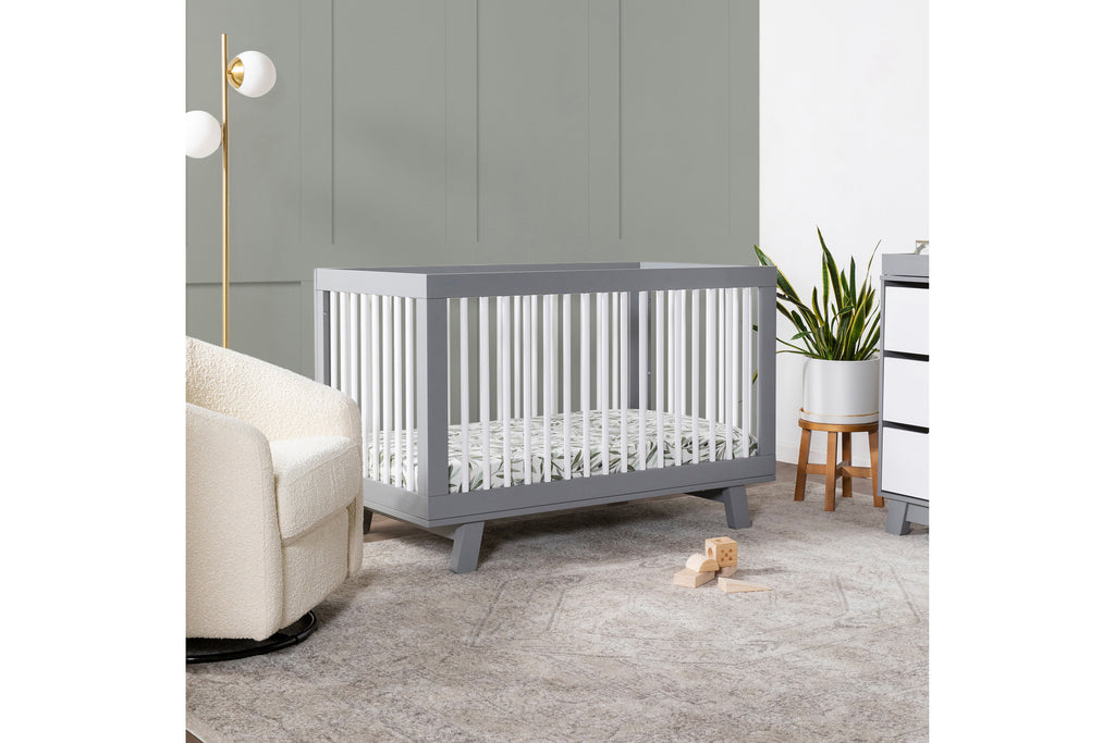 M4201GW,Hudson 3-in-1 Convertible Crib with Toddler Bed Conversion Kit in Grey/White